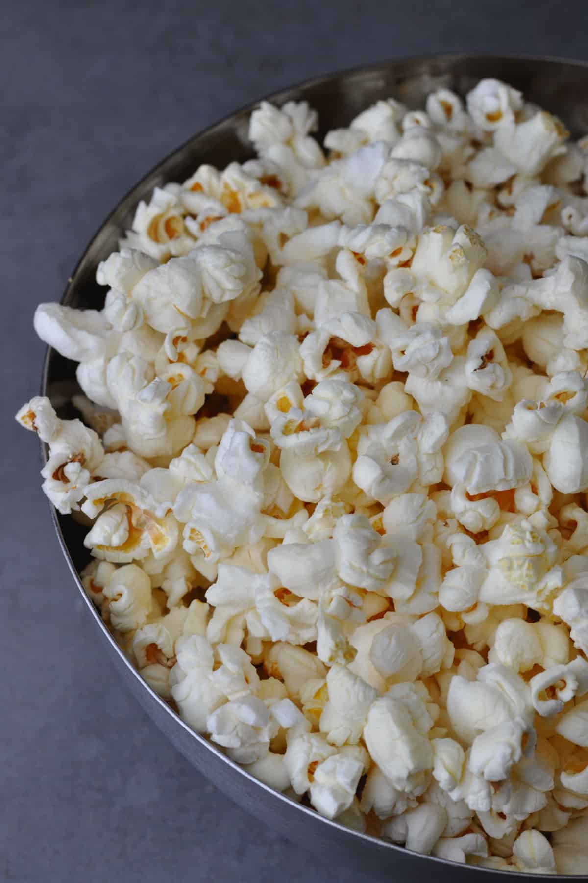 air popped popcorn in a bowl