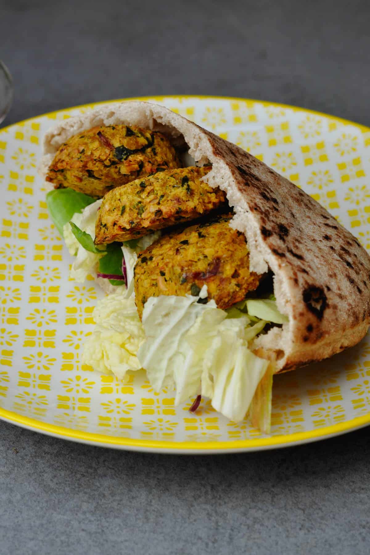 falafel in pita pockets